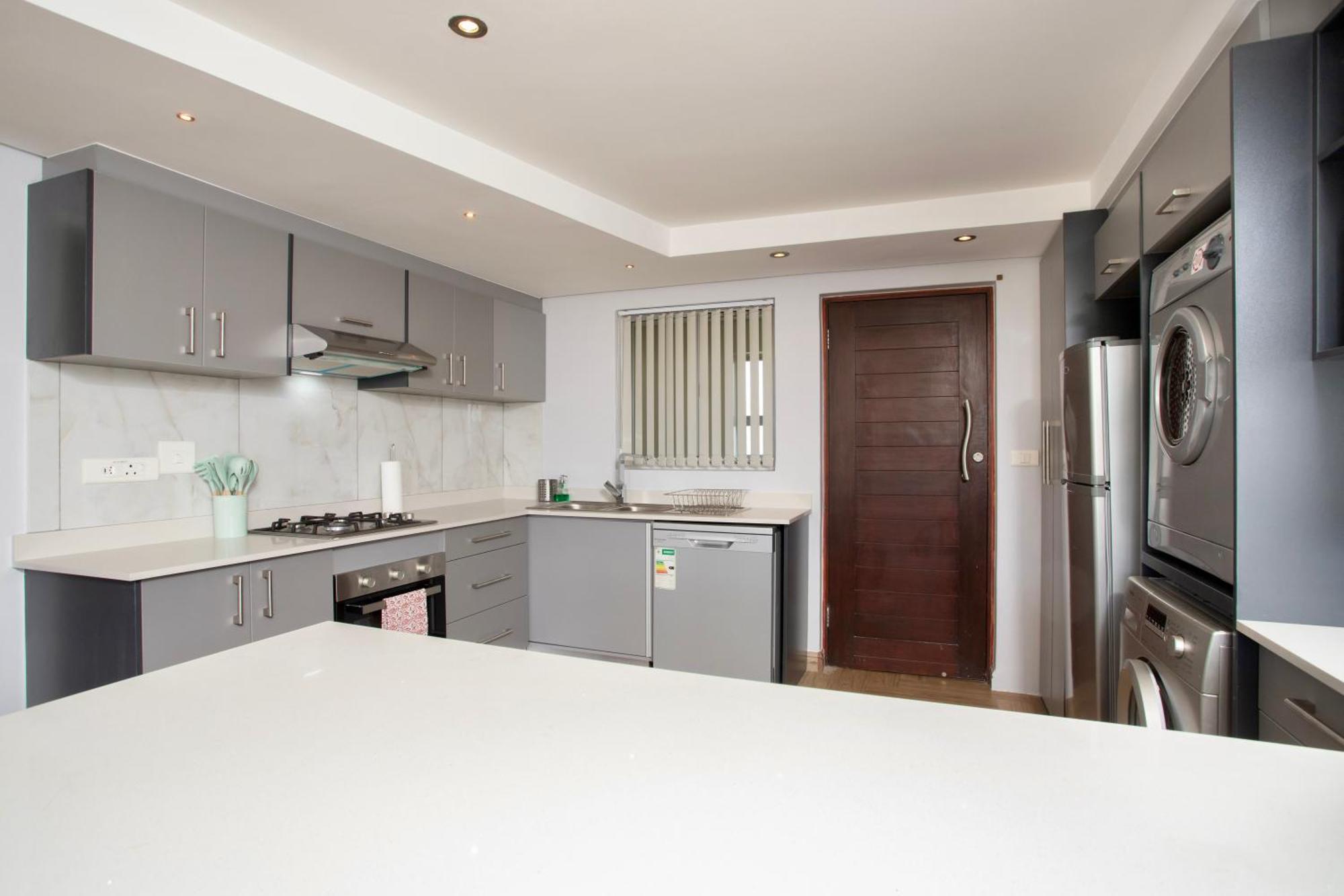 Nautica 410 By Mountain City Investments Mossel Bay Exteriér fotografie